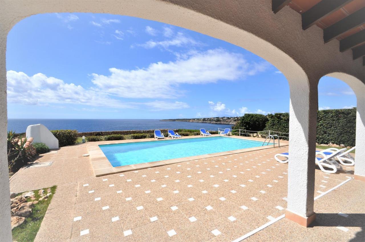 Villa Helios Villa En Cala Pi Con Vistas Despejadas Bagian luar foto